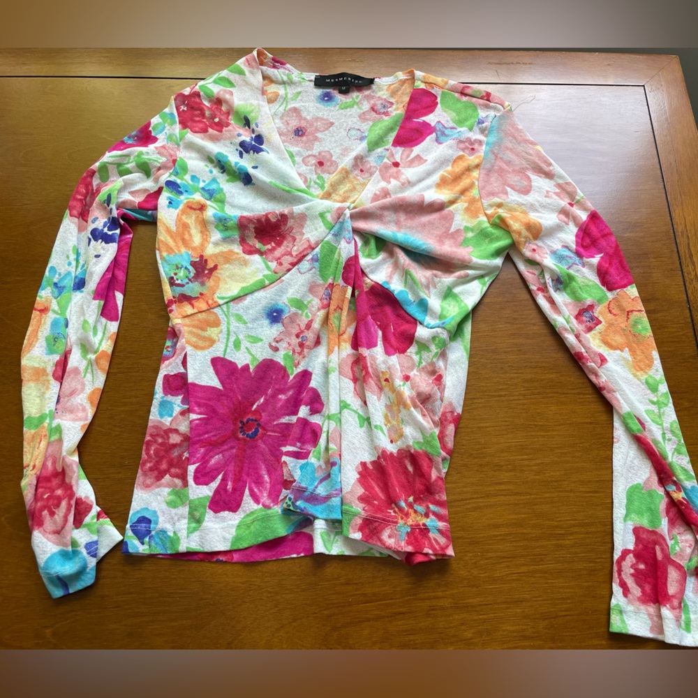 Mesmerize Floral Top
